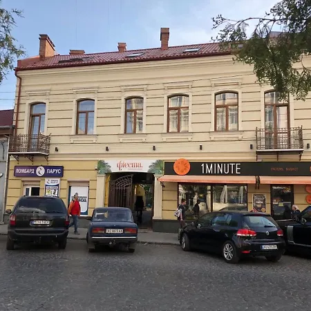 Wonderful Flat On Center Oezjhorod
